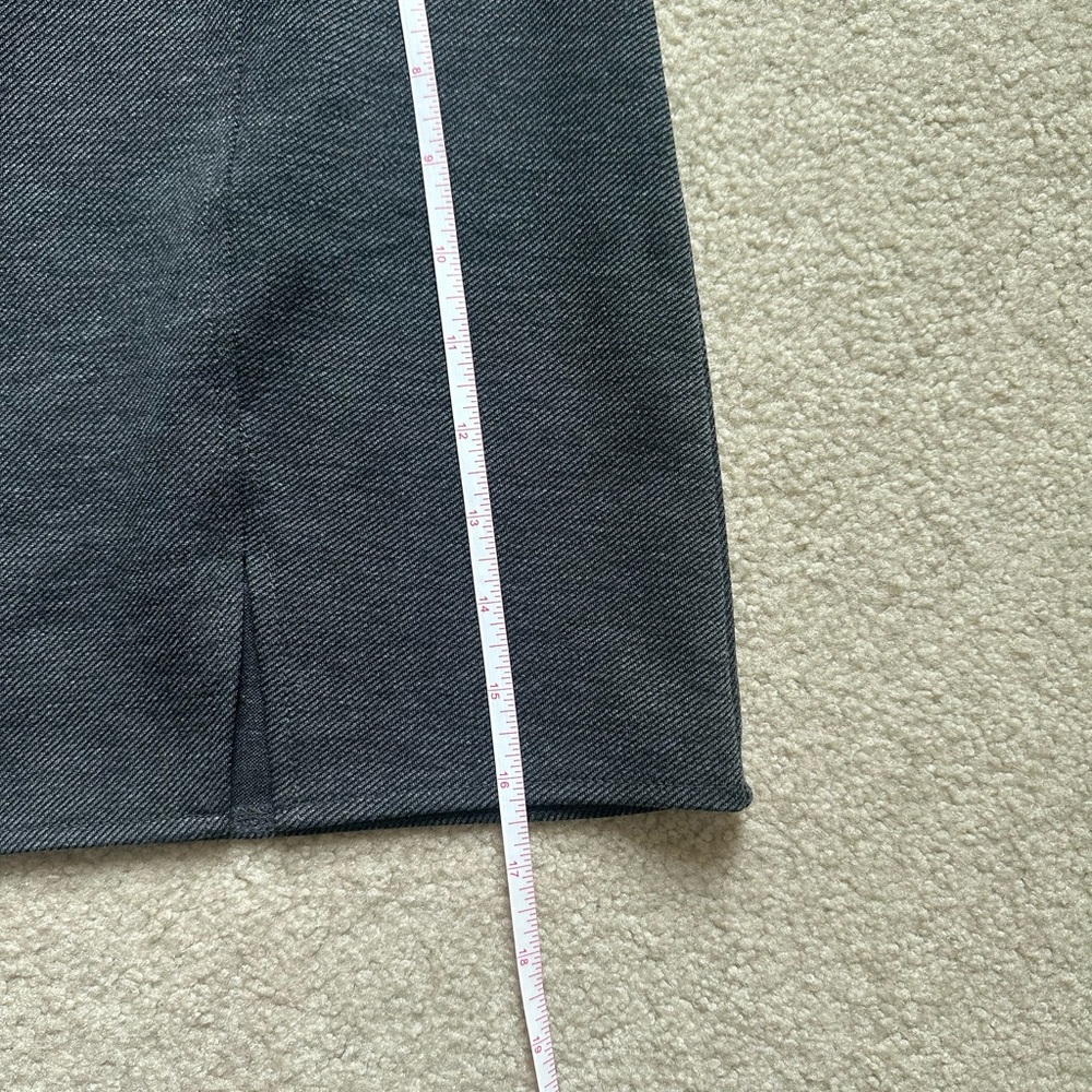 Mini Skirt - Picture 3 of 4